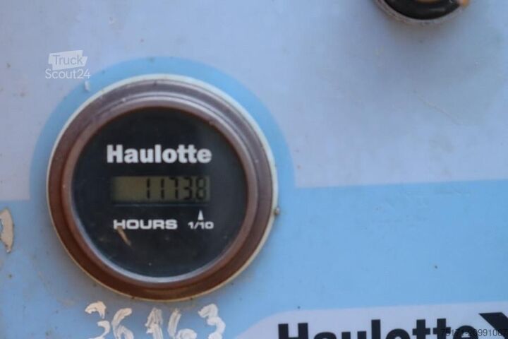 Ascensore a forbice Haulotte H15SXL Diesel, 4x4 Drive, 15m Working Height, 500k