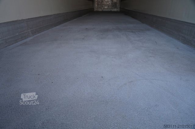 Rashladna poluprikolica SCHMITZ CARGOBULL / CH?ODNIA / THERMO KING SLX 300 / HAKÓWKA / O?