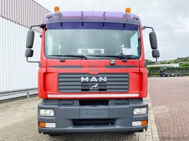 Vrachtwagen met bakwagen MAN TGM 18.280 4x2 BL Doka TGM 18.280 4x2 BL Doka