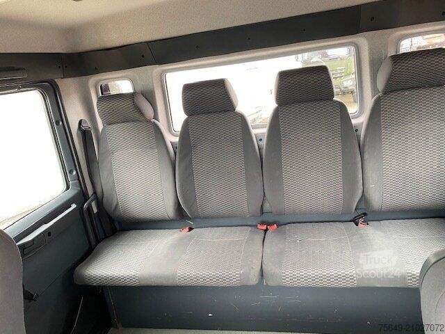 Vrachtwagen met bakwagen MAN TGM 18.280 4x2 BL Doka TGM 18.280 4x2 BL Doka