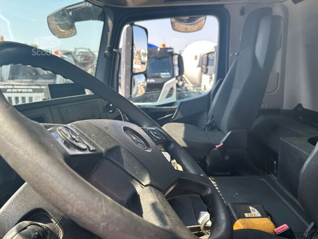 Camión bomba de hormigón Mercedes-Benz Arocs 3540