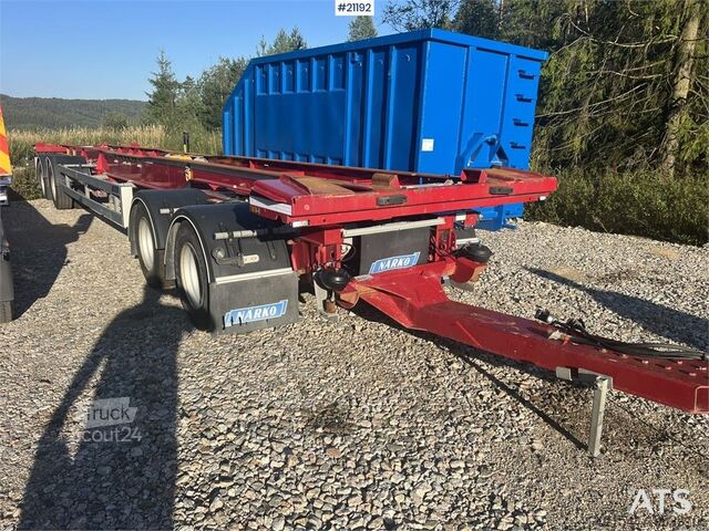 Transport av containere Närko 4 axle container trailer