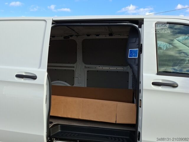 Kassevogn Mercedes-Benz VITO 116 NEUES MODELL AHK NAVI KAMERA TEMPOMAT