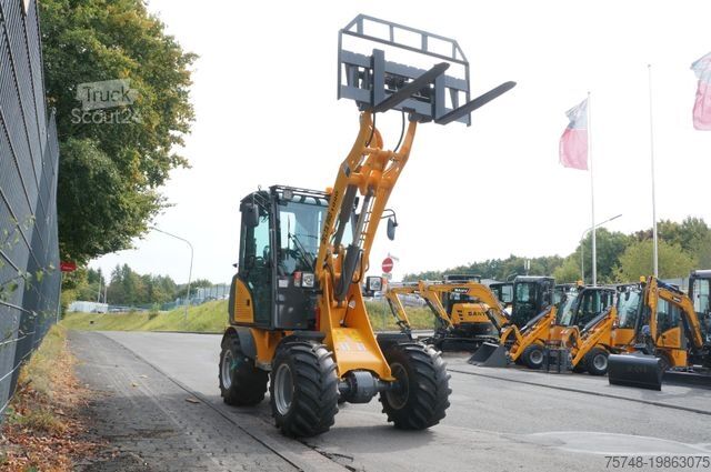 Tekerlekli yükleyici  Radlader Hoflader mit Kubota Diesel