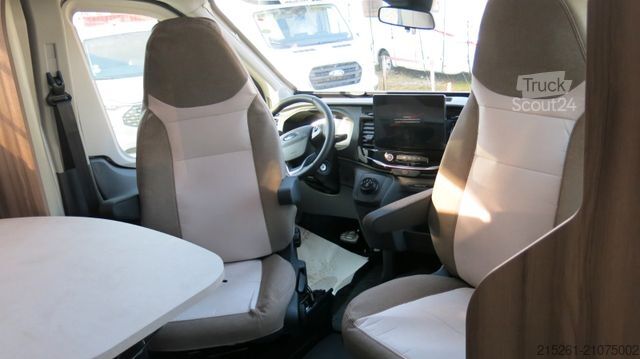 Semi-integrated camper ROLLER TEAM Kronos 266 TL, Queensbett, Hubbett, Raumbad, 5 P