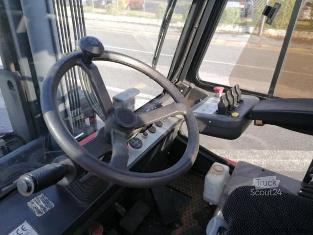 Chariot élévateur frontal Mora M180C