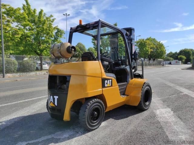 Front loader forklift Caterpillar GP40N