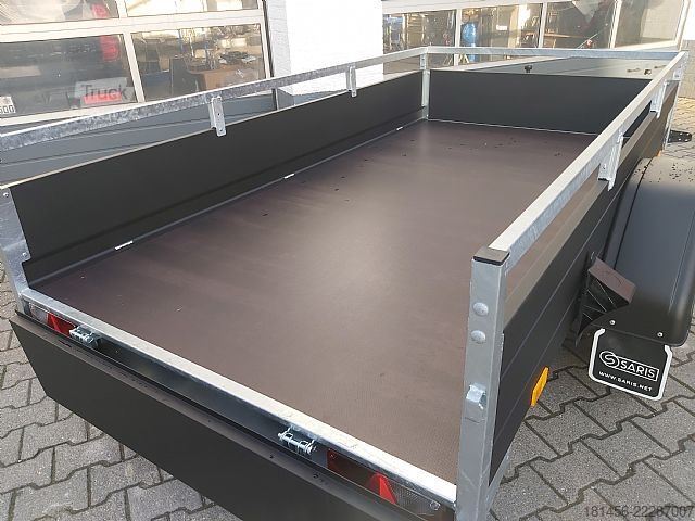 Przyczepa samochodowa Saris schwarzer Anhänger Aluminium 1300kg gebremst
