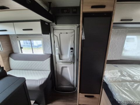 Ημιενσωματωμένο αυτοκινούμενο τροχόσπιτο Knaus L!VE WAVE 650 MF Platinum Selection **2026**140*4000kg*ISOFIX f. 2