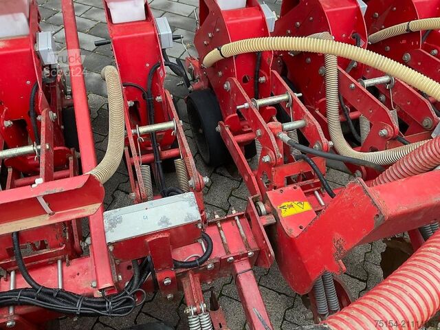 Semeadora de precisão Kverneland Optima PH HD e-Drive + DF2