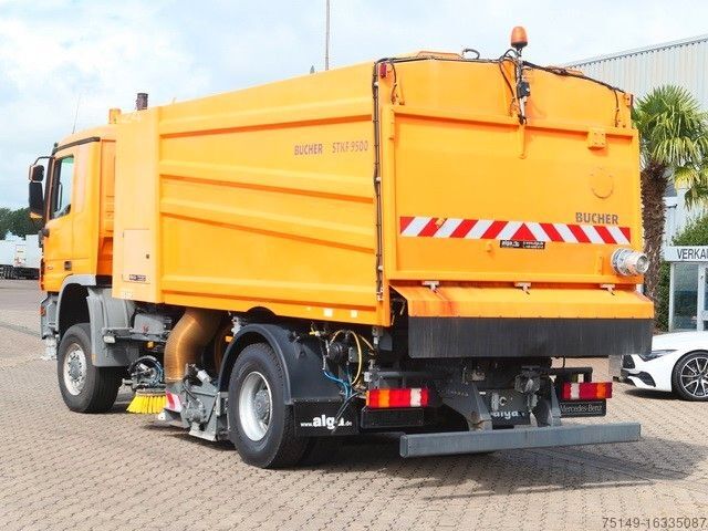 Kehrmaschine MERCEDES-BENZ 2032 A Actros 4x4, Bucher STKF 9500, Airport, AC