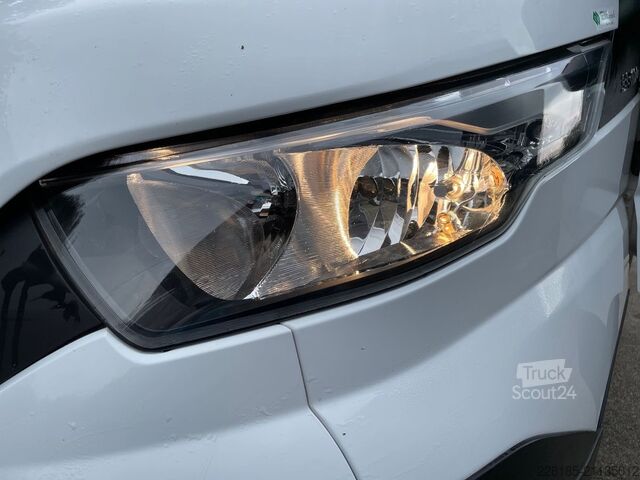 Kombi z visokim stropom IVECO Daily V - daily 35 S16 V LH2 3520 E6