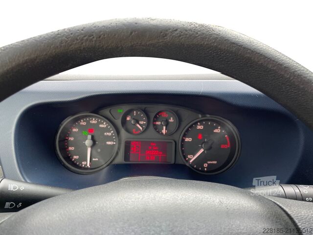 Kombi z visokim stropom IVECO Daily V - daily 35 S16 V LH2 3520 E6