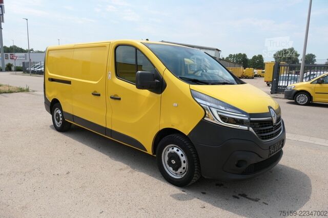 Skåpbil renault Trafic dCi 120 L2H1 3,0t Komfort