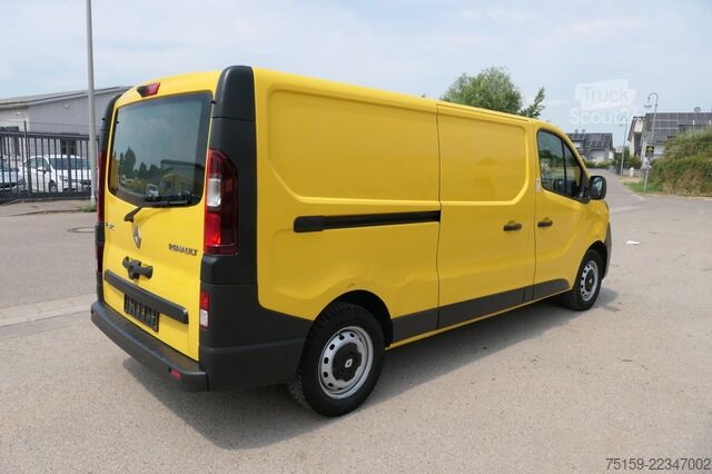 Skåpbil renault Trafic dCi 120 L2H1 3,0t Komfort