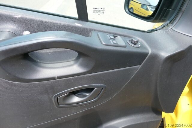 Skåpbil renault Trafic dCi 120 L2H1 3,0t Komfort