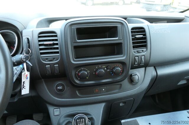 Skåpbil renault Trafic dCi 120 L2H1 3,0t Komfort