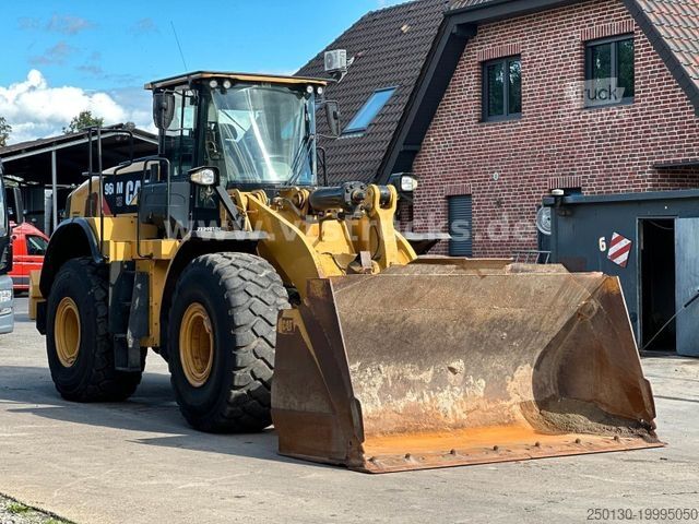 Колісний навантажувач CATERPILLAR 966M Radlader BJ: 2016