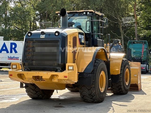 Колісний навантажувач CATERPILLAR 966M Radlader BJ: 2016