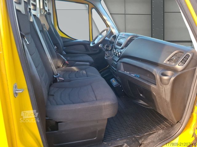 Car carrier van IVECO Daily Abschleppwagen  Aufbau el. Winde