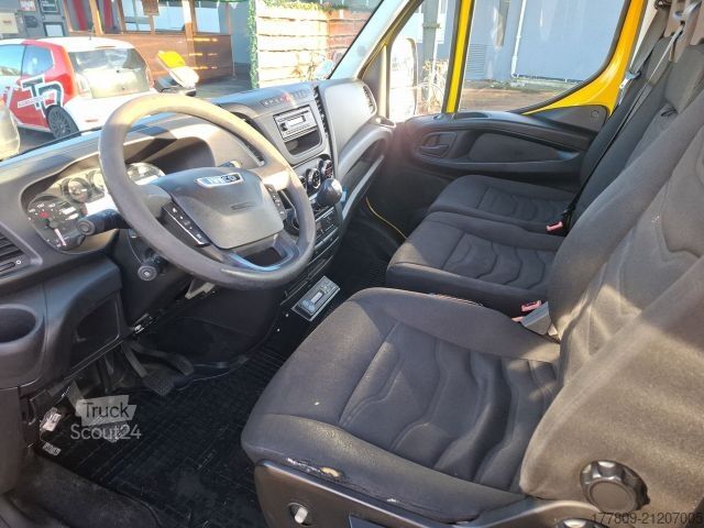 Car carrier van IVECO Daily Abschleppwagen  Aufbau el. Winde