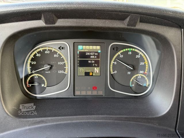 Vrachtwagen met bakwagen MERCEDES-BENZ ATEGO 818 L Koffer 6,40 m LBW 1,5 T*SEITENTÜR