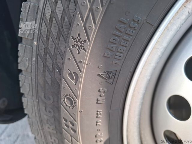 Dodávka s vysokou střechou IVECO 35-160V/P, Luftfed., KLima, HiMatic, DAB,.