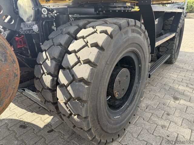 Mozgó földkiemelő gép Caterpillar M323F 4x4   KOPARKA DWUDROŻNA