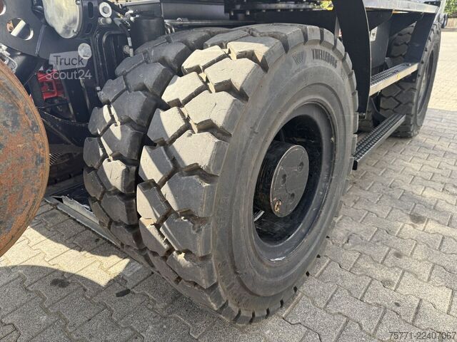 Mozgó földkiemelő gép Caterpillar M323F 4x4   KOPARKA DWUDROŻNA