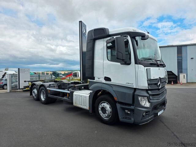 Шасі з кабіною Mercedes-Benz Actros 2542 L 6x2 BDF Retarder ADR