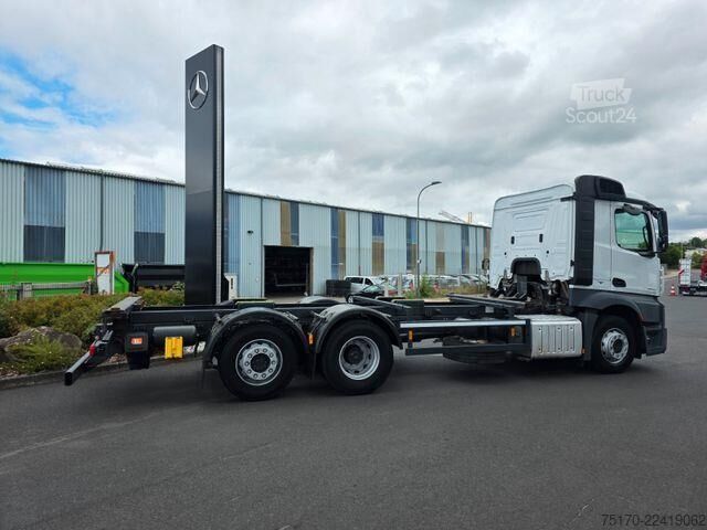 Шасі з кабіною Mercedes-Benz Actros 2542 L 6x2 BDF Retarder ADR