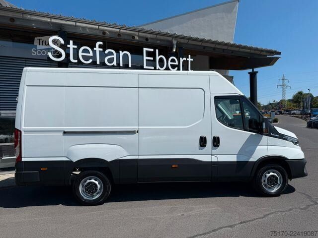 Karavan z visoko streho Iveco Daily 35S18HA8 V Kastenwagen *R 3.520*AHK*