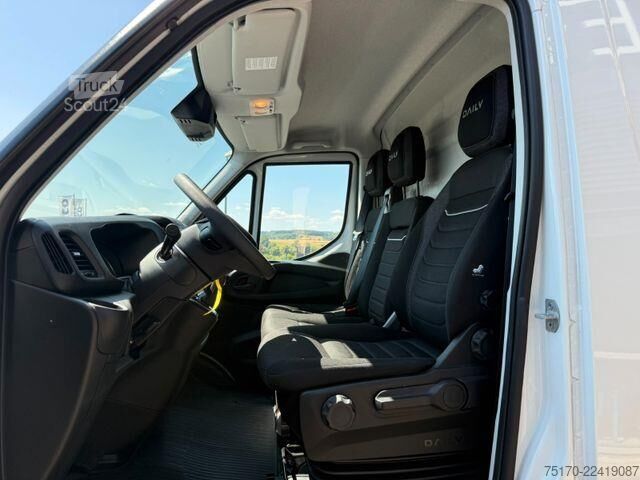 Karavan z visoko streho Iveco Daily 35S18HA8 V Kastenwagen *R 3.520*AHK*