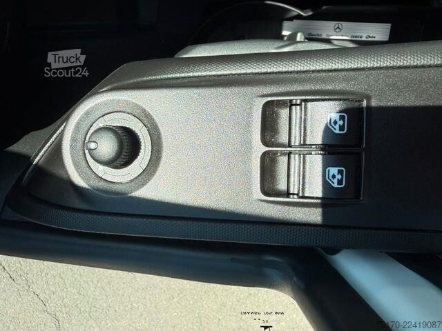 Karavan z visoko streho Iveco Daily 35S18HA8 V Kastenwagen *R 3.520*AHK*