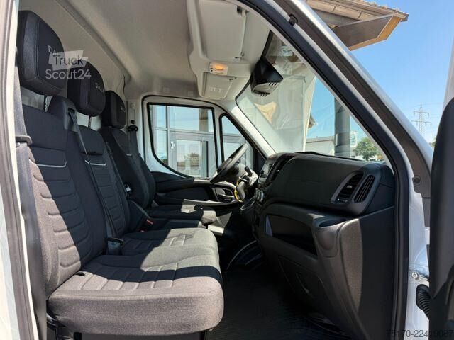 Stationvogn med højt tag Iveco Daily 35S18HA8 V Kastenwagen *R 3.520*AHK*