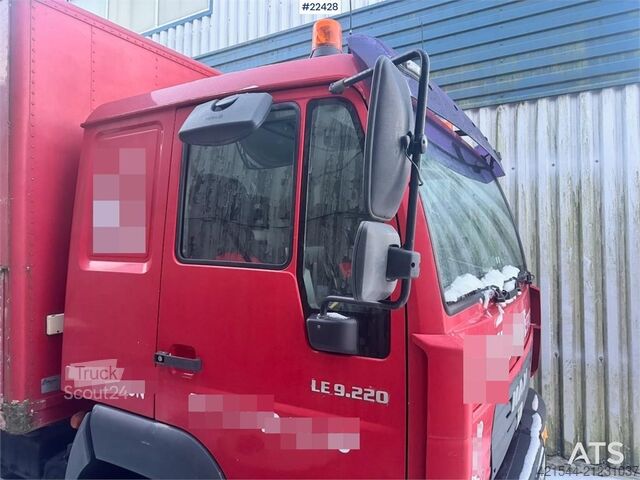 Box body MAN LE 9.220 Box Truck – Low Mileage