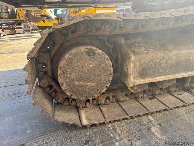 Crawler excavator Volvo EC220EL