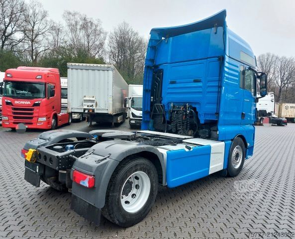 Standard tractor unit MAN TGX 18.460 XXL-MOTORSCHADEN-INTARDER-2 Tanks
