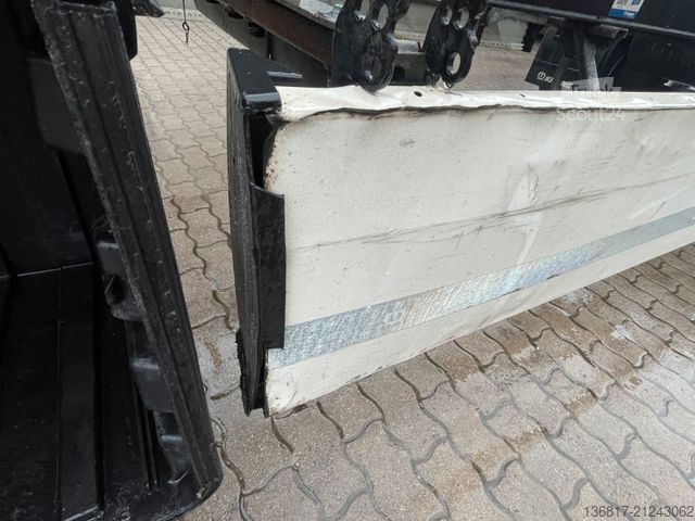 Swap chassis trailer KRONE AZW 18 BDF Carrier Maxi Jumbo Zwillingsbereift