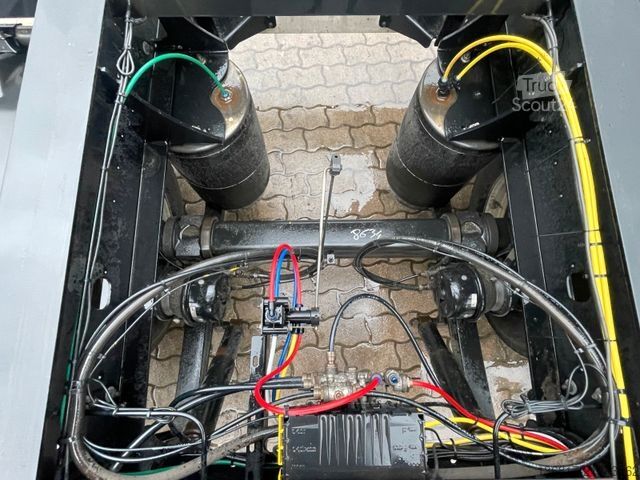 Swap chassis trailer KRONE AZW 18 BDF Carrier Maxi Jumbo Zwillingsbereift