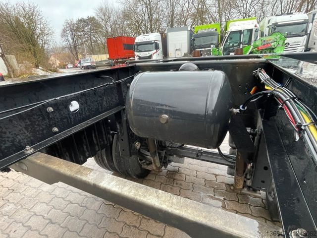 Swap chassis trailer KRONE AZW 18 BDF Carrier Maxi Jumbo Zwillingsbereift