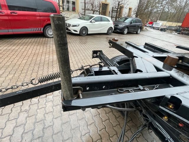 Swap chassis trailer KRONE AZW 18 BDF Carrier Maxi Jumbo Zwillingsbereift
