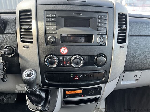 Camion à plateau avec grue Mercedes-Benz Sprinter 514 CDI 366 Hiab Laadkraan 018T Trekha...