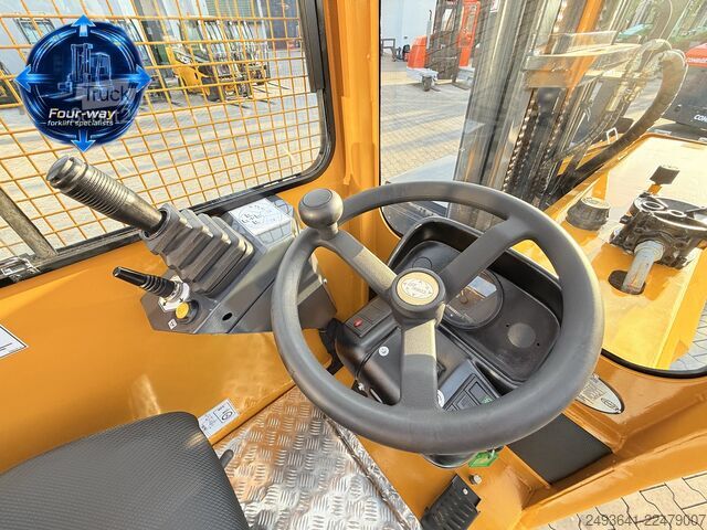 Dört yollu forklift Combilift C5000SL DIESEL TRIPLEX 6100 POSITIONER