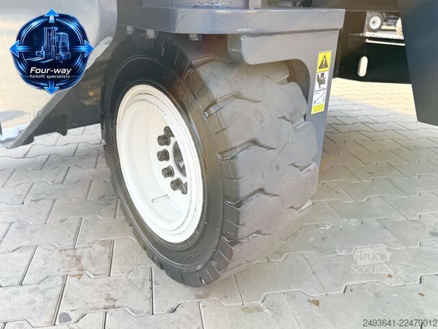 Dört yollu forklift Combilift C5000SL DIESEL TRIPLEX 6100 POSITIONER