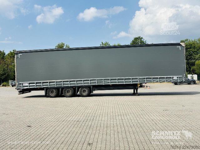 Atvērta puspiekabe ar tentu Schmitz Cargobull Curtainsider Mega Getränke