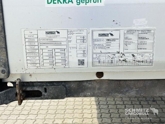 Atvērta puspiekabe ar tentu Schmitz Cargobull Curtainsider Mega Getränke