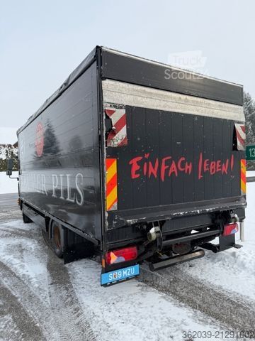 Camion de boissons MAN TGL 12.240 4X2BL E3 BLATT LUFT LADEBORDWAND ABS