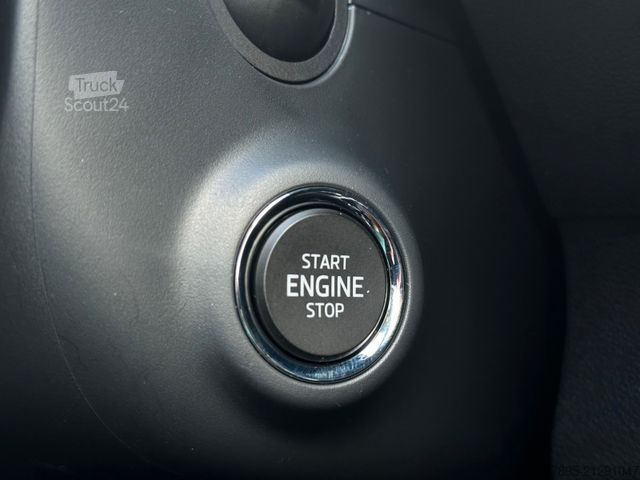 Pick-up SKODA 2.0TDi 4x4 DSG Sportline ACC NAVI eHK LM18"AHK