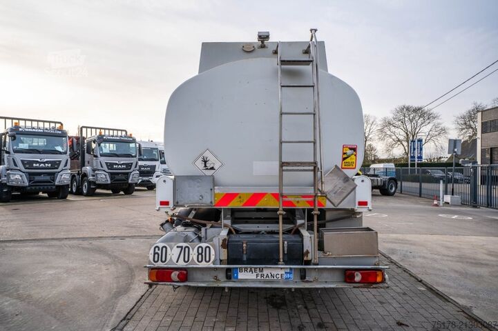 Camión cisterna RENAULT MIDLUM 220 +ALU 9.500L+4 COMP